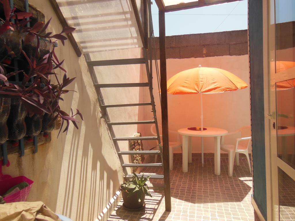 Ferienwohnung Il Pozzo Di Santa Teresa CTA Zimmer foto