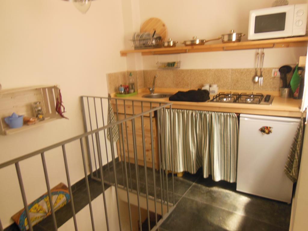 Ferienwohnung Il Pozzo Di Santa Teresa CTA Zimmer foto